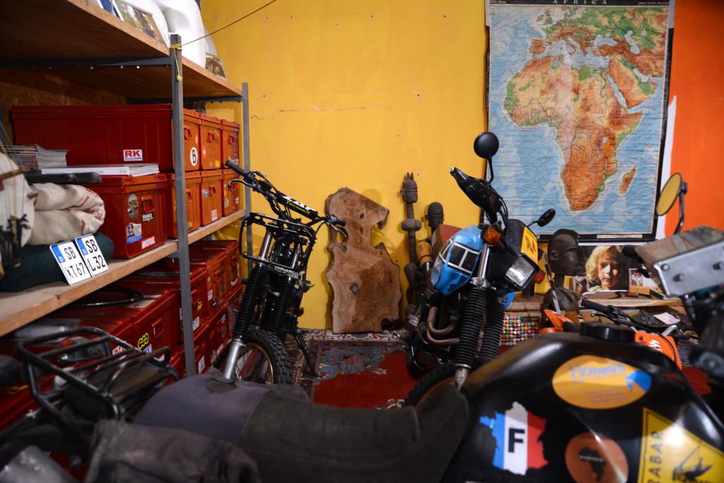 Tom's Garage Saarbrücken (Enduro Die Filmmotivdatenbank für